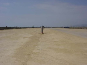 Treballs de pre-càrrega de la tercera pista de l'aeroport del Prat