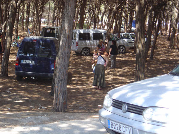 Fotografia realitzada l'estiu de l'any 2006 al carrer L'Escala de Gav Mar