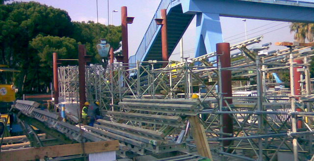 Imatge de les obres de la millora del pont de la Pava de Gavà Mar (21 de Febrer de 2009)