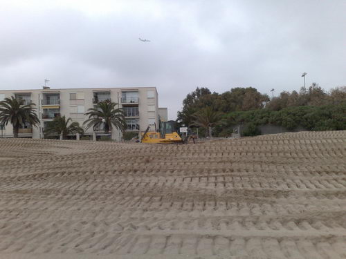Obras de construcción del nuevo tramo del paseo marítimo de Gavà Mar (3 de marzo de 2008)