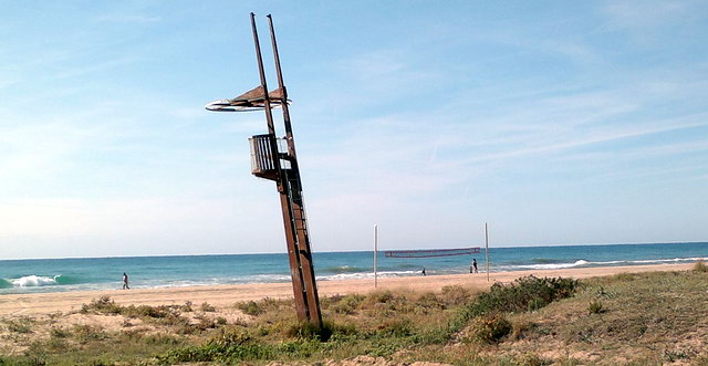 Nou camp de volei-platja a la platja de Gav Mar (A l'alada del carrer de Vandells) (8 octubre 2011)