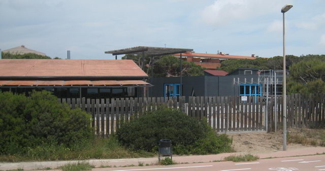 Obres de construcci del KAUAI de Gav Mar en la parcella municipal on hi havia la 'Taverna del Mar' (17 de maig de 2009)