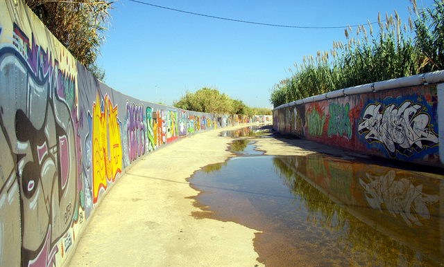 Imagen del tramo canalizado y cimentado de la Riera dels Canyars (26 de Octubre de 2008) (Fotografa: Joaquim Cano)